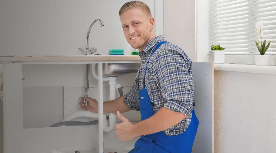 Expert burst pipe repair services in Lebanon, SD